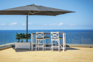 Shelta Bridgeport 6 Seater Bar Table Set